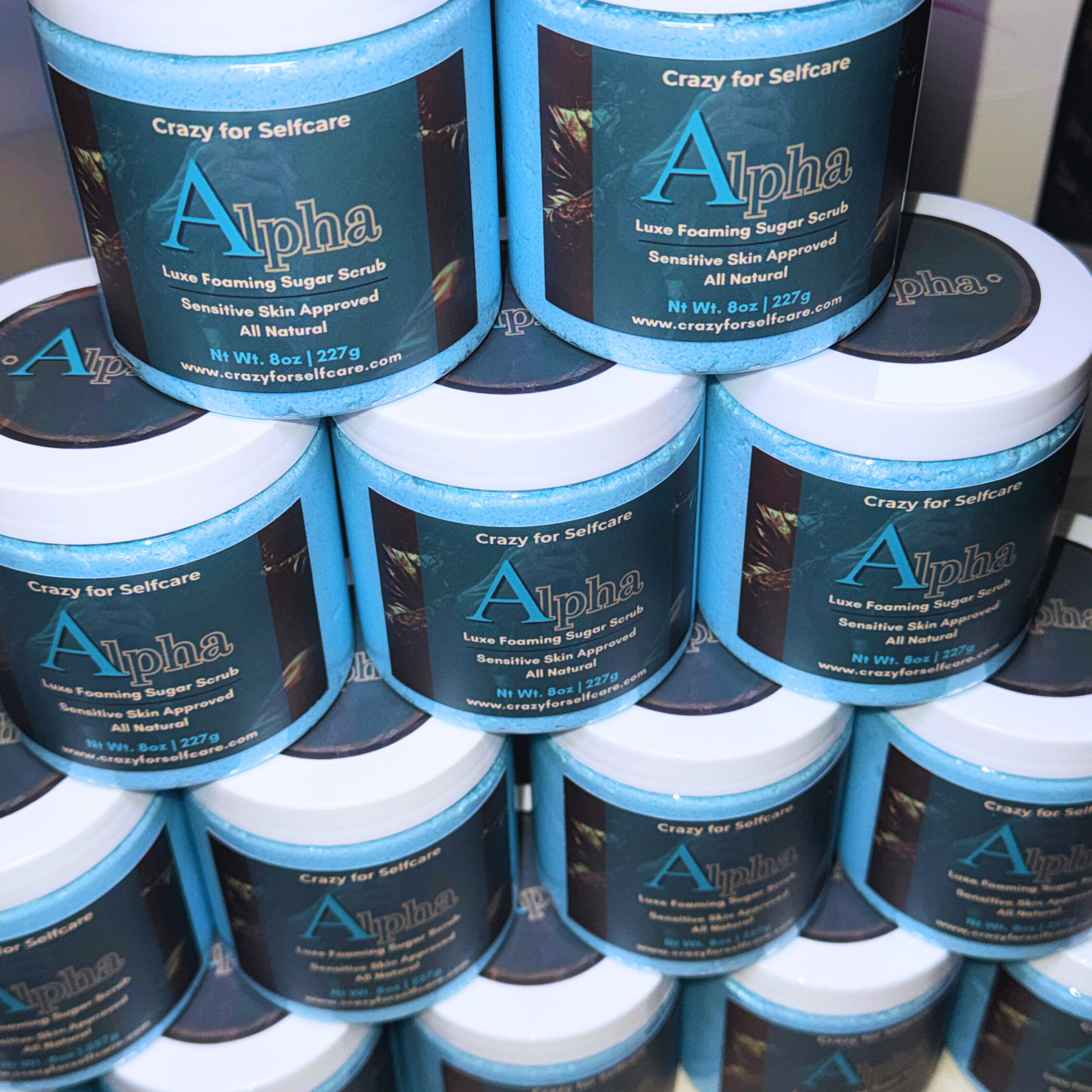 Alpha Luxe Foaming Sugar Scrub